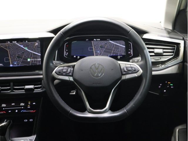 VOLKSWAGEN POLO 2022 Image 31