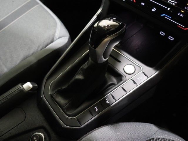 VOLKSWAGEN POLO 2022 Image 31