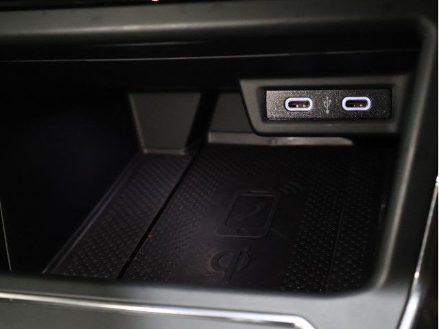 VOLKSWAGEN POLO 2022 Image 31