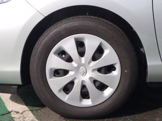 TOYOTA AQUA 2013 Image 31