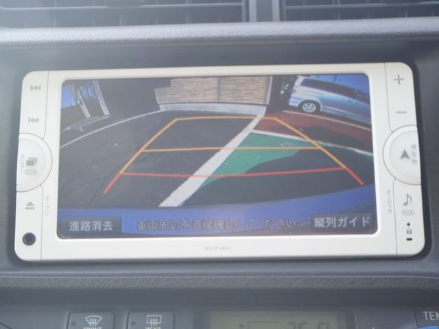 TOYOTA AQUA 2013 Image 31