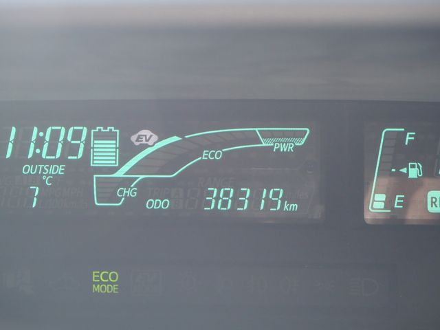 TOYOTA AQUA 2013 Image 31