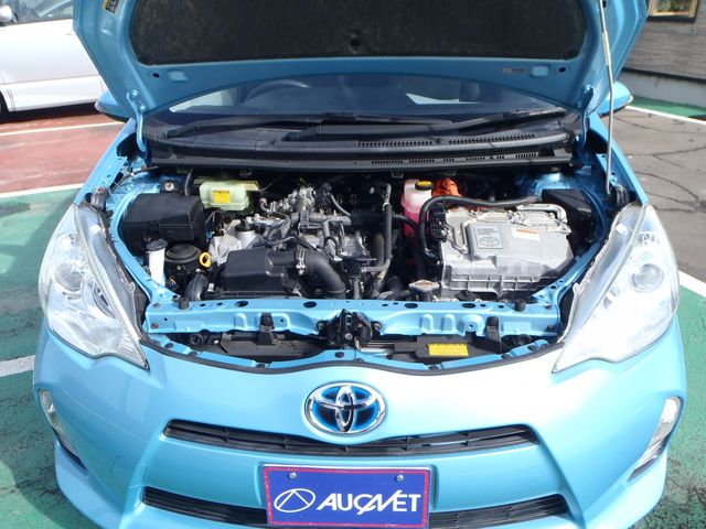 TOYOTA AQUA 2012 Image 31