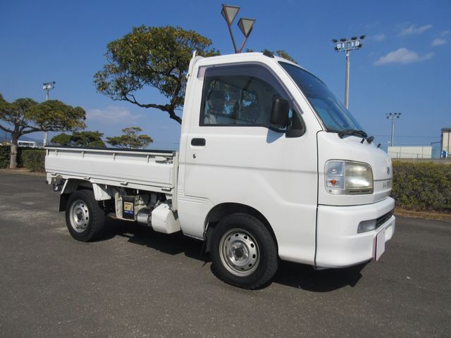 DAIHATSU HIJET TRUCK 4WD 2004 Image 31