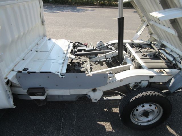 DAIHATSU HIJET TRUCK 4WD 2004 Image 31