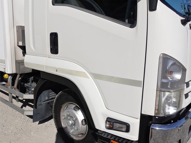 ISUZU FORWARD 2016 Image 31