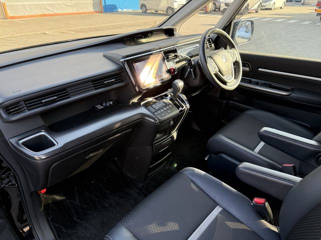 HONDA STEPWAGON SPADA 2018 Image 31