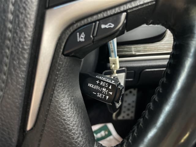 TOYOTA CROWN SEDAN HYBRID 2017 Image 31