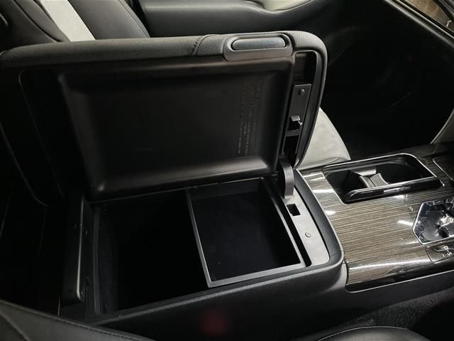 TOYOTA CROWN SEDAN HYBRID 2017 Image 31