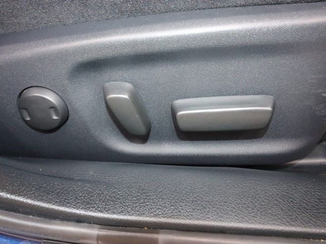 TOYOTA CROWN SEDAN 2015 Image 31