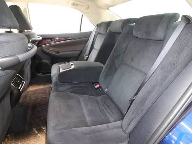 TOYOTA CROWN SEDAN 2015 Image 31