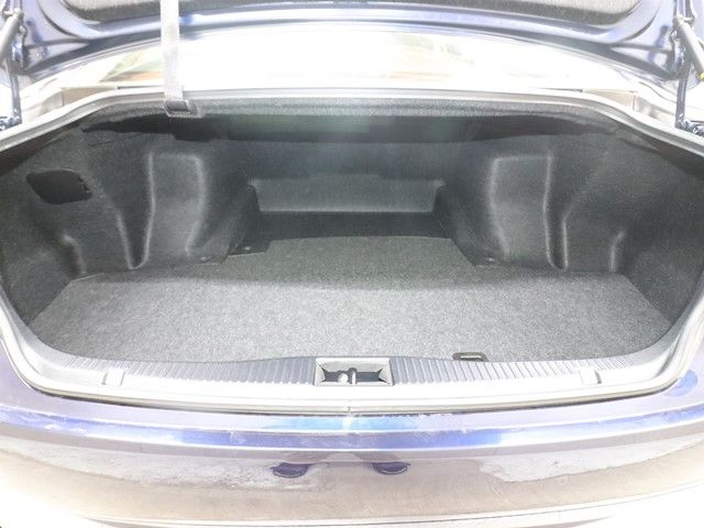 TOYOTA CROWN SEDAN 2015 Image 31