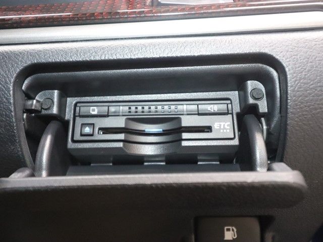 TOYOTA CROWN SEDAN 2015 Image 31