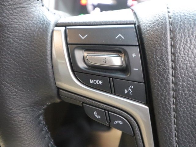 TOYOTA CROWN SEDAN 2015 Image 31