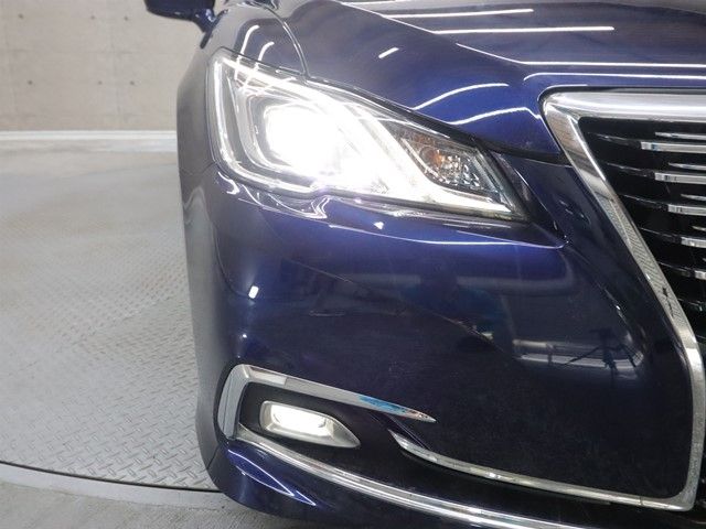 TOYOTA CROWN SEDAN 2015 Image 31