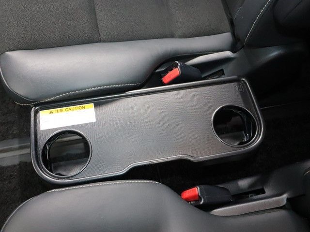 TOYOTA NOAH HYBRID 2020 Image 31