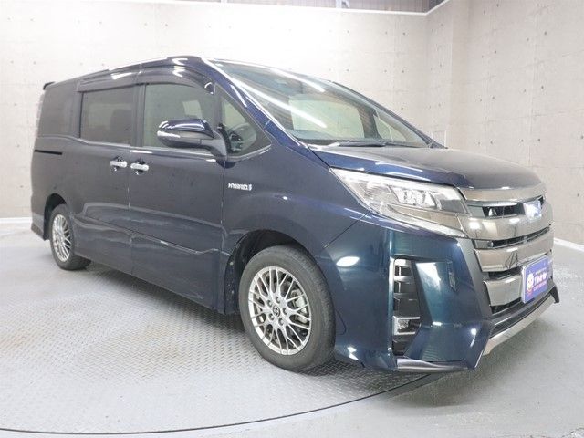 TOYOTA NOAH HYBRID 2020 Image 31