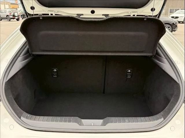 MAZDA 3 FASTBACK 2019 Image 31