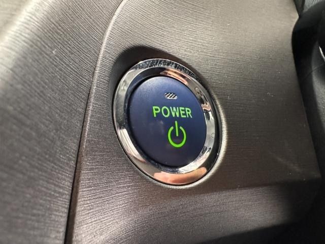 TOYOTA PRIUS 2013 Image 31