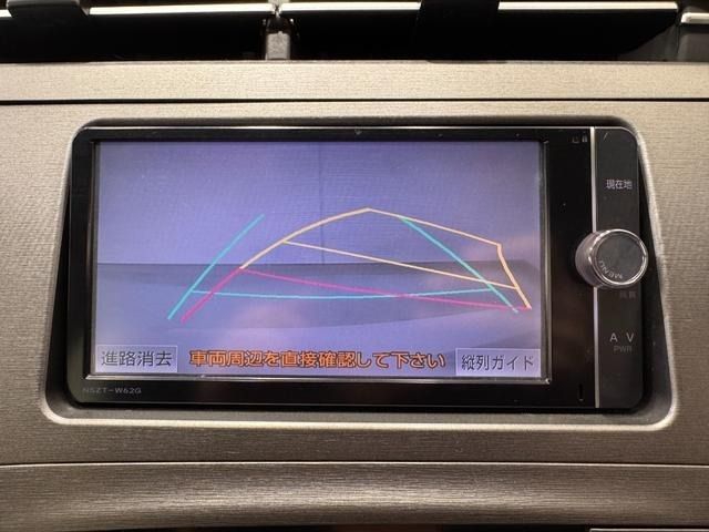 TOYOTA PRIUS 2013 Image 31