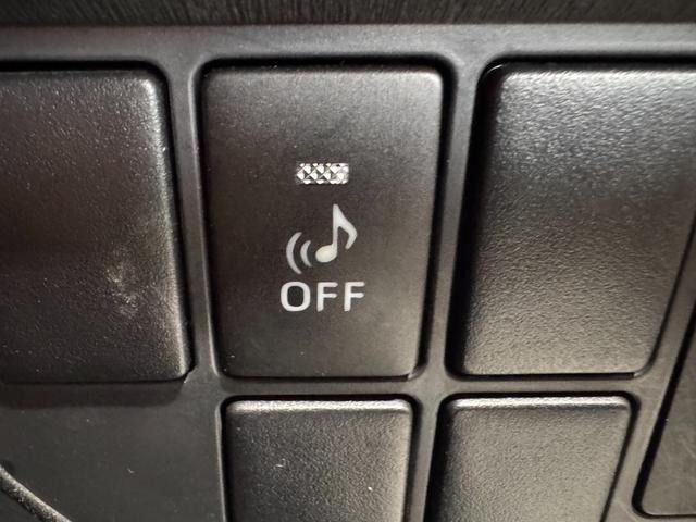 TOYOTA PRIUS 2013 Image 31