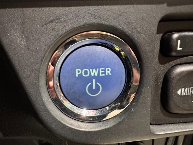 TOYOTA COROLLA FIELDER HYBR 2014 Image 31