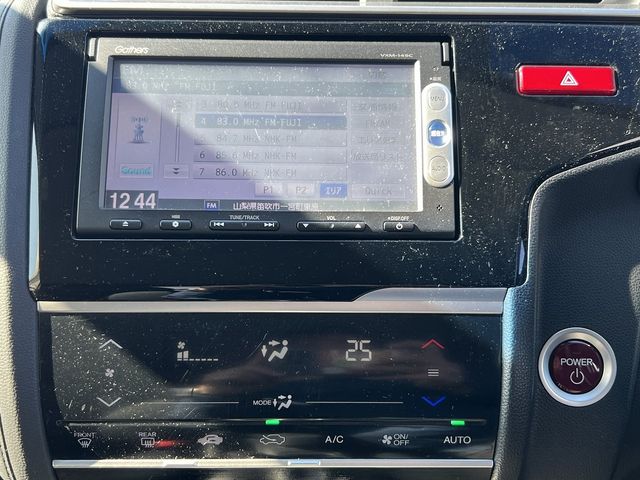 HONDA FIT HYBRID 2013 Image 31