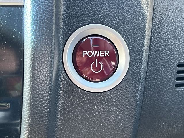 HONDA FIT HYBRID 2013 Image 31