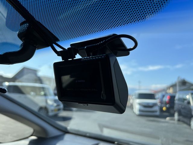 HONDA FIT HYBRID 2013 Image 31