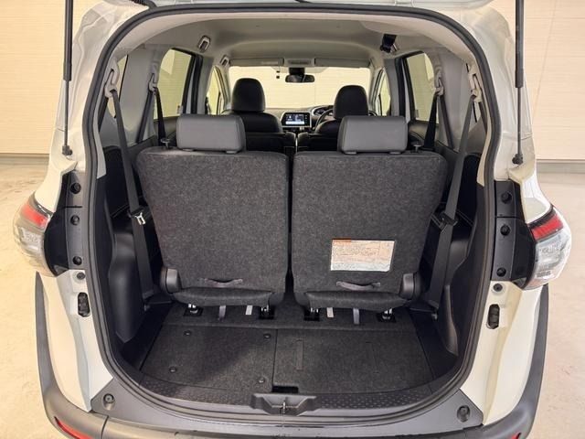 TOYOTA SIENTA HYBRID 2018 Image 31