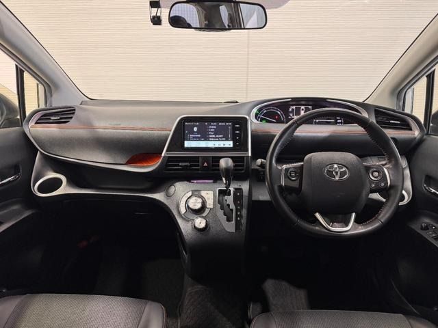 TOYOTA SIENTA HYBRID 2018 Image 31