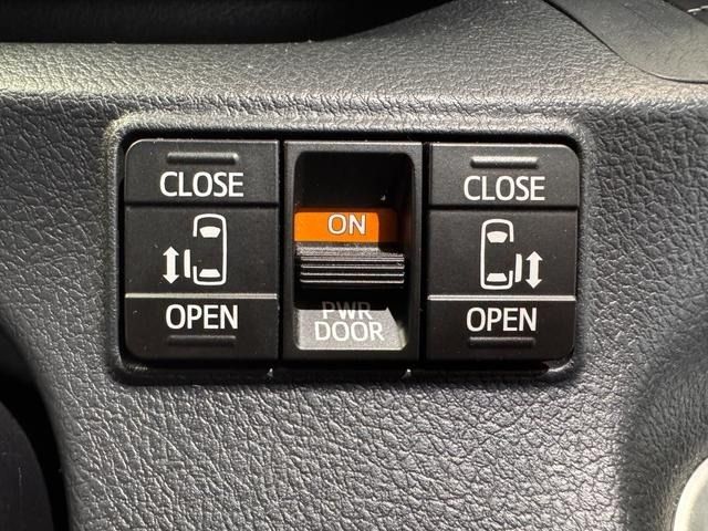 TOYOTA SIENTA HYBRID 2018 Image 31