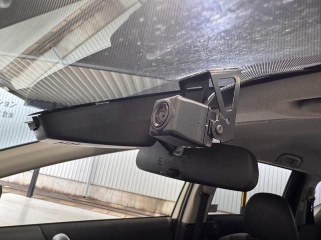 TOYOTA SIENTA HYBRID 2018 Image 31