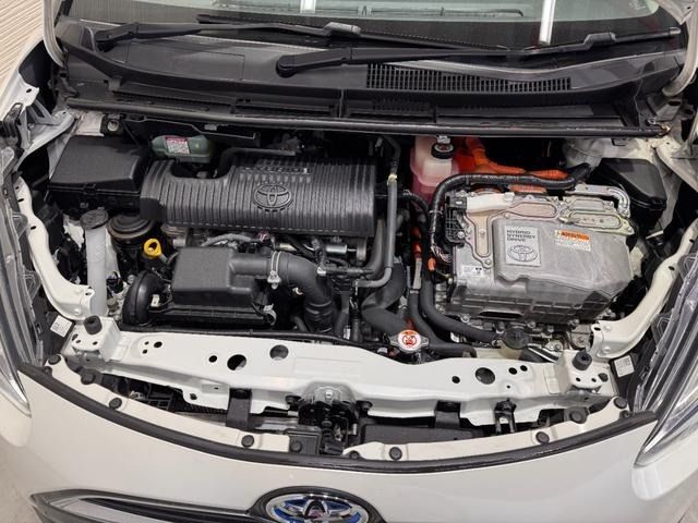 TOYOTA SIENTA HYBRID 2018 Image 31