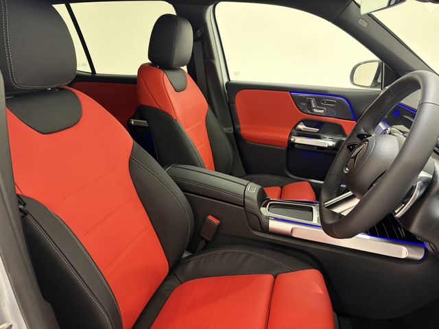 MERCEDES BENZ GLB 2025 Image 31