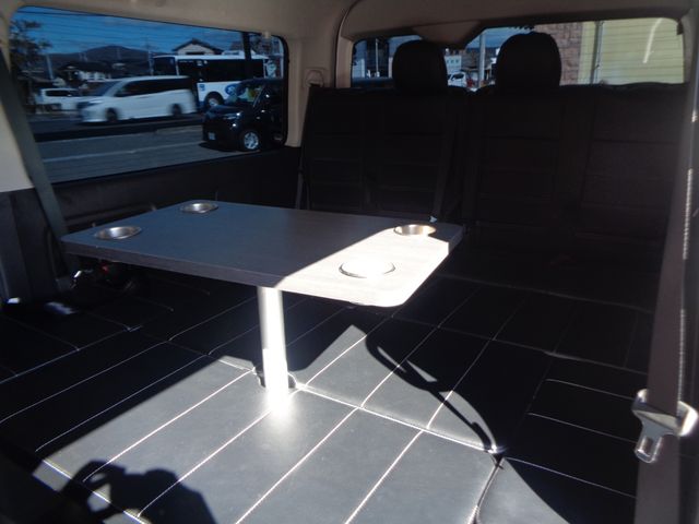 TOYOTA HIACE WAGON 4WD 2017 Image 31