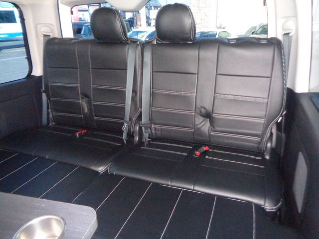 TOYOTA HIACE WAGON 4WD 2017 Image 31