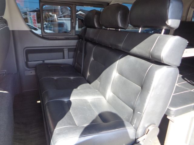 TOYOTA HIACE WAGON 4WD 2017 Image 31