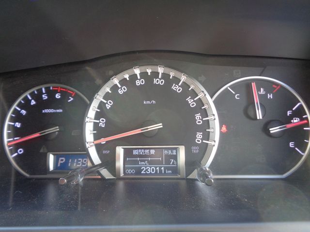 TOYOTA HIACE WAGON 4WD 2017 Image 31