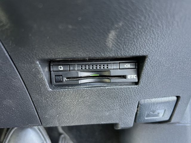 TOYOTA COROLLA FIELDER HYBR 2015 Image 31