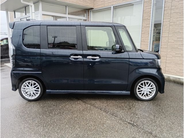 HONDA N BOX CUSTOM 2021 Image 31