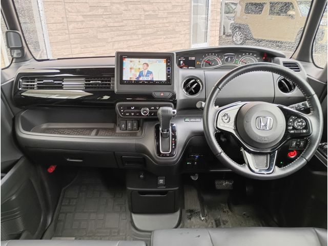 HONDA N BOX CUSTOM 2021 Image 31