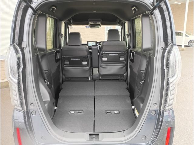 HONDA N BOX CUSTOM 2021 Image 31