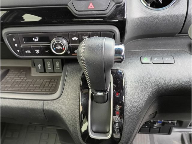 HONDA N BOX CUSTOM 2021 Image 31