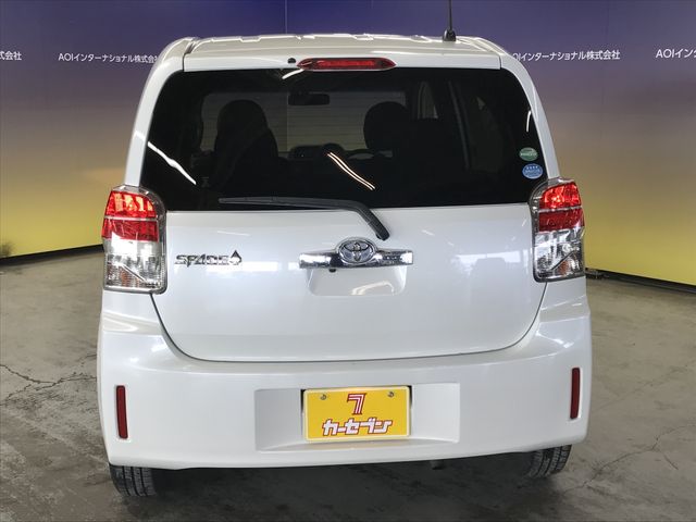 TOYOTA SPADE 2015 Image 31