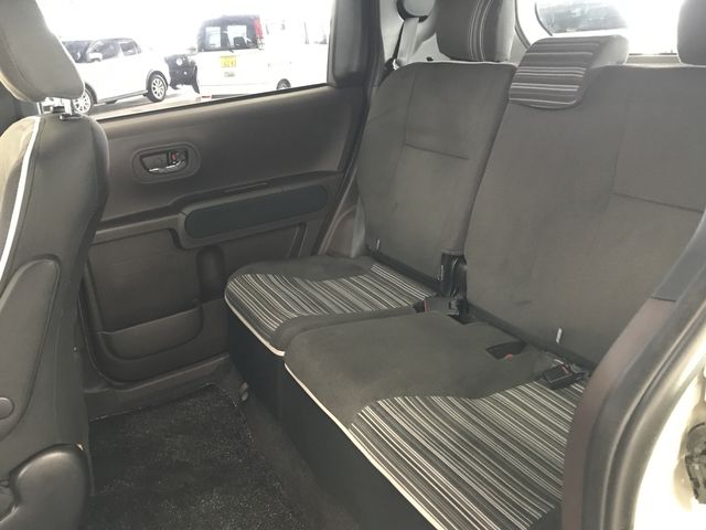 TOYOTA SPADE 2015 Image 31