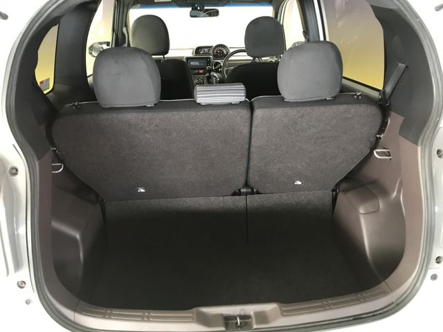 TOYOTA SPADE 2015 Image 31