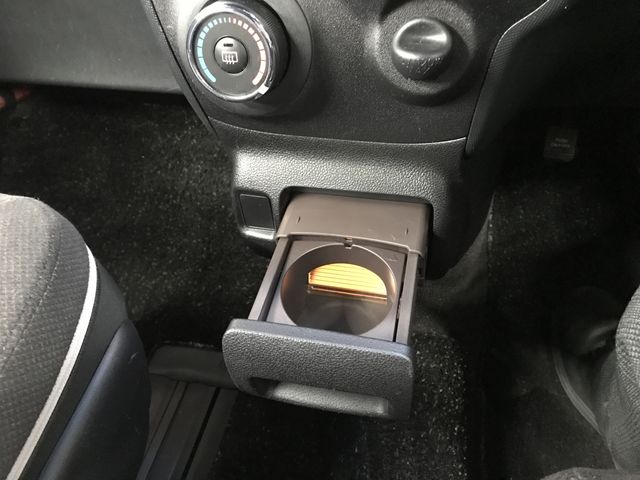 TOYOTA SPADE 2015 Image 31