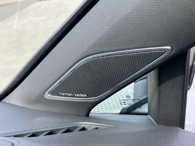 VOLKSWAGEN GOLF 2024 Image 31