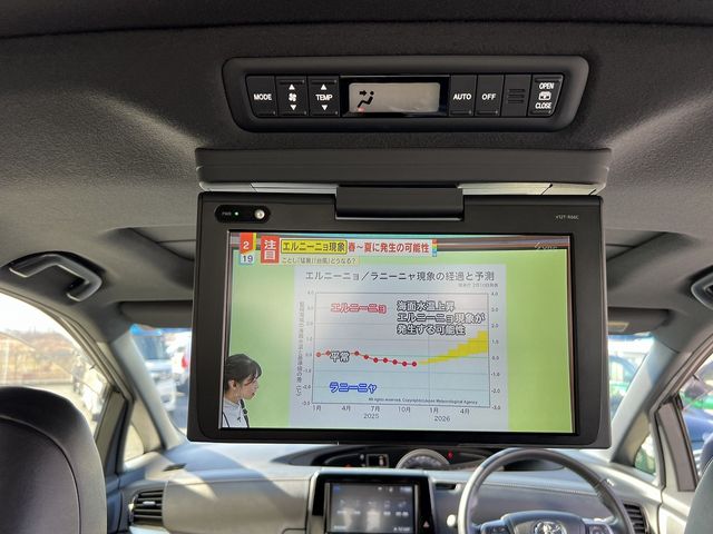 TOYOTA ESTIMA 2017 Image 31